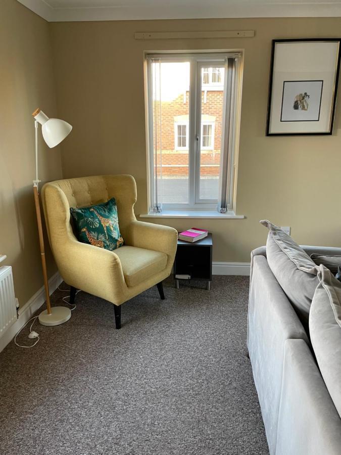 Stunning Large Detached Gloucester, 4 Beds, 3 Bedroom, 2 Bathroom Property, Nr Chelt, The Docks And Quays Sleeps 6 Eksteriør bilde