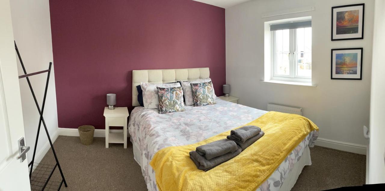 Stunning Large Detached Gloucester, 4 Beds, 3 Bedroom, 2 Bathroom Property, Nr Chelt, The Docks And Quays Sleeps 6 Eksteriør bilde