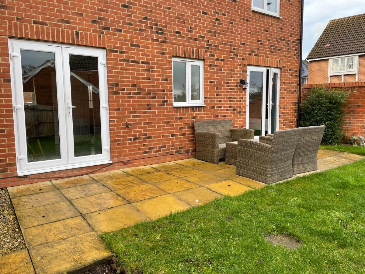 Stunning Large Detached Gloucester, 4 Beds, 3 Bedroom, 2 Bathroom Property, Nr Chelt, The Docks And Quays Sleeps 6 Eksteriør bilde