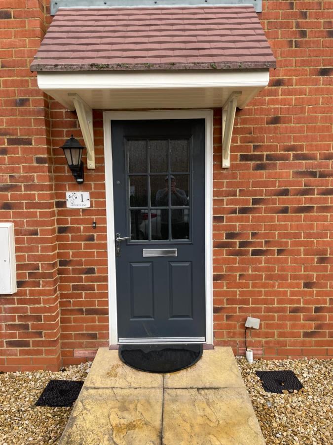 Stunning Large Detached Gloucester, 4 Beds, 3 Bedroom, 2 Bathroom Property, Nr Chelt, The Docks And Quays Sleeps 6 Eksteriør bilde
